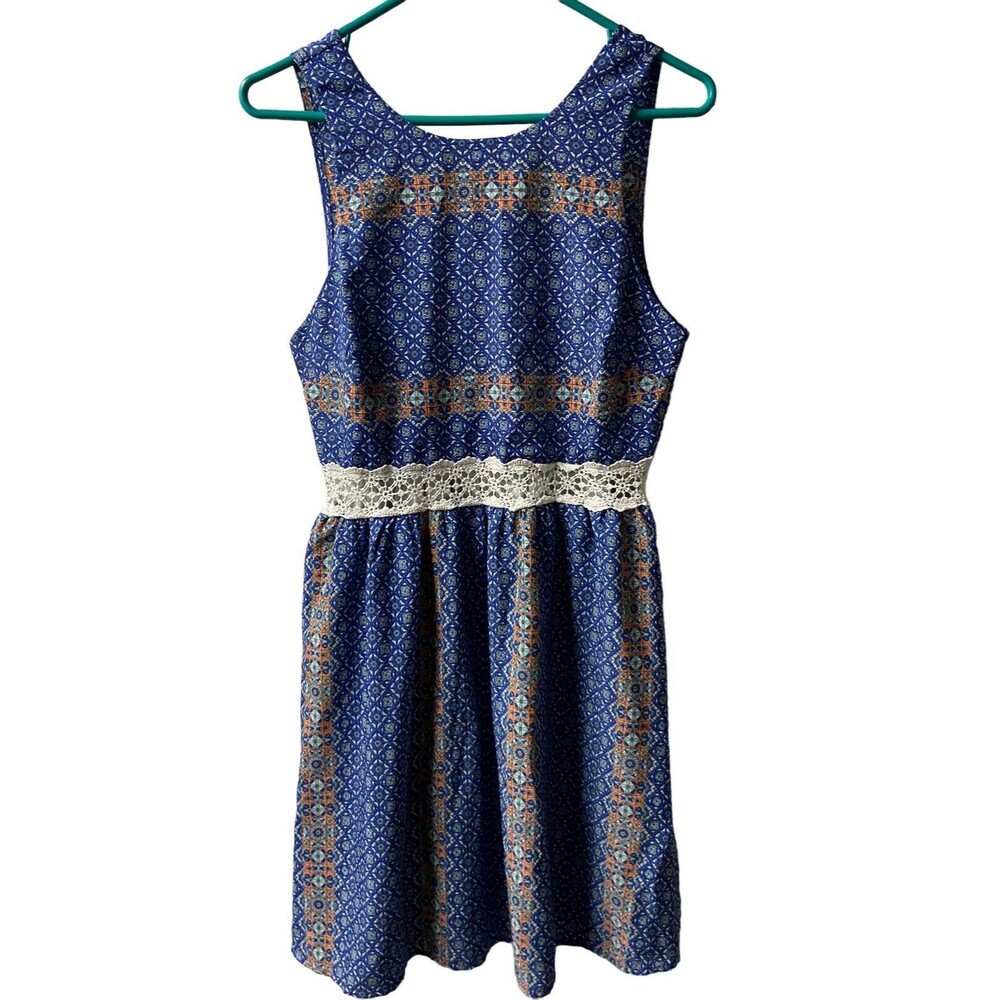 Everly Dress Women Medium Blue Sleeveless  Back Fit and Flare Boho Floral